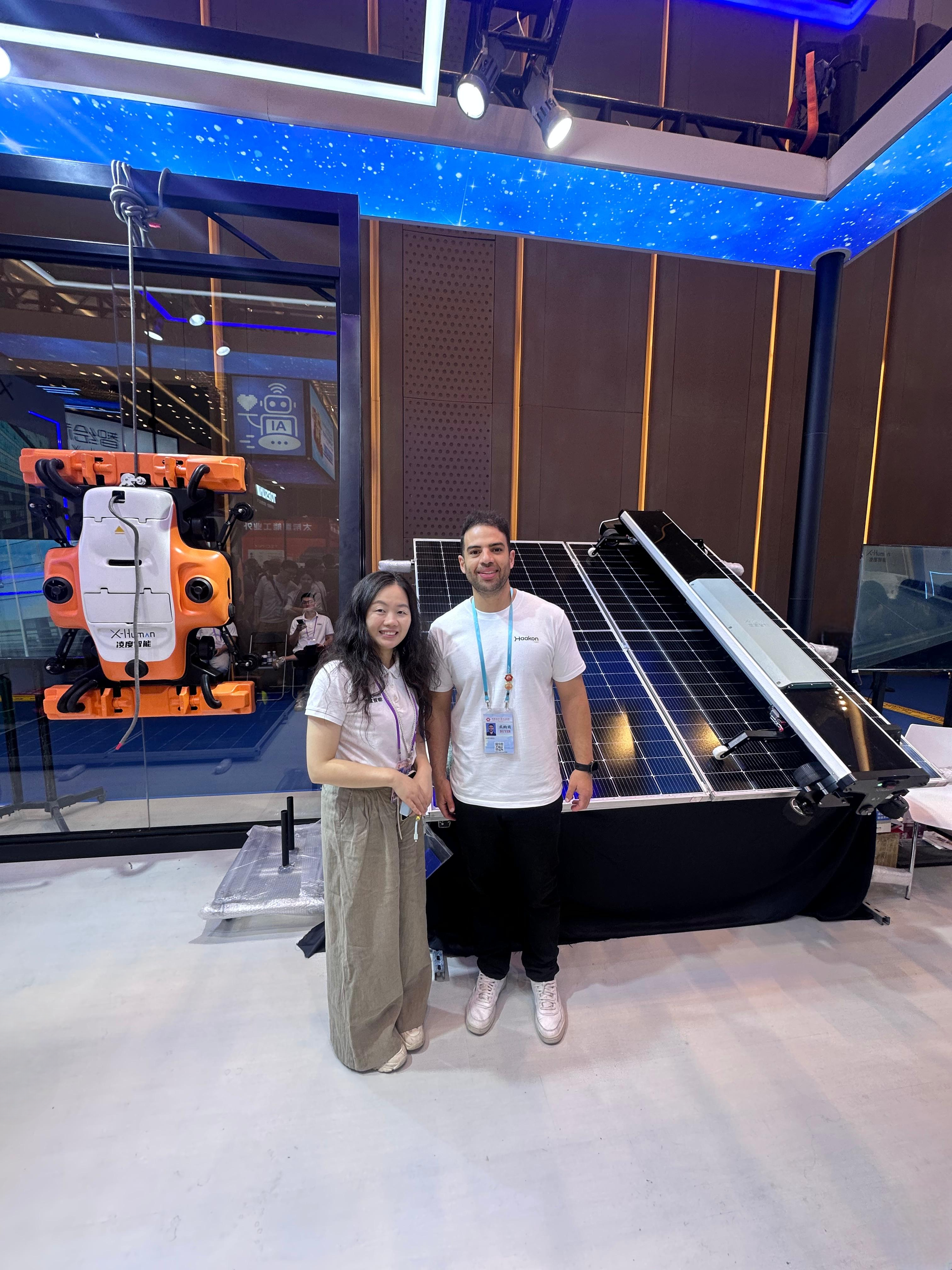 Reunião com a X-Human (Lingdu Intelligent) na Canton Fair